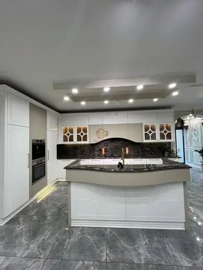 کابینت نئوکلاسیک با روکش وکیوم - طراحی کلاسیک و اصیل